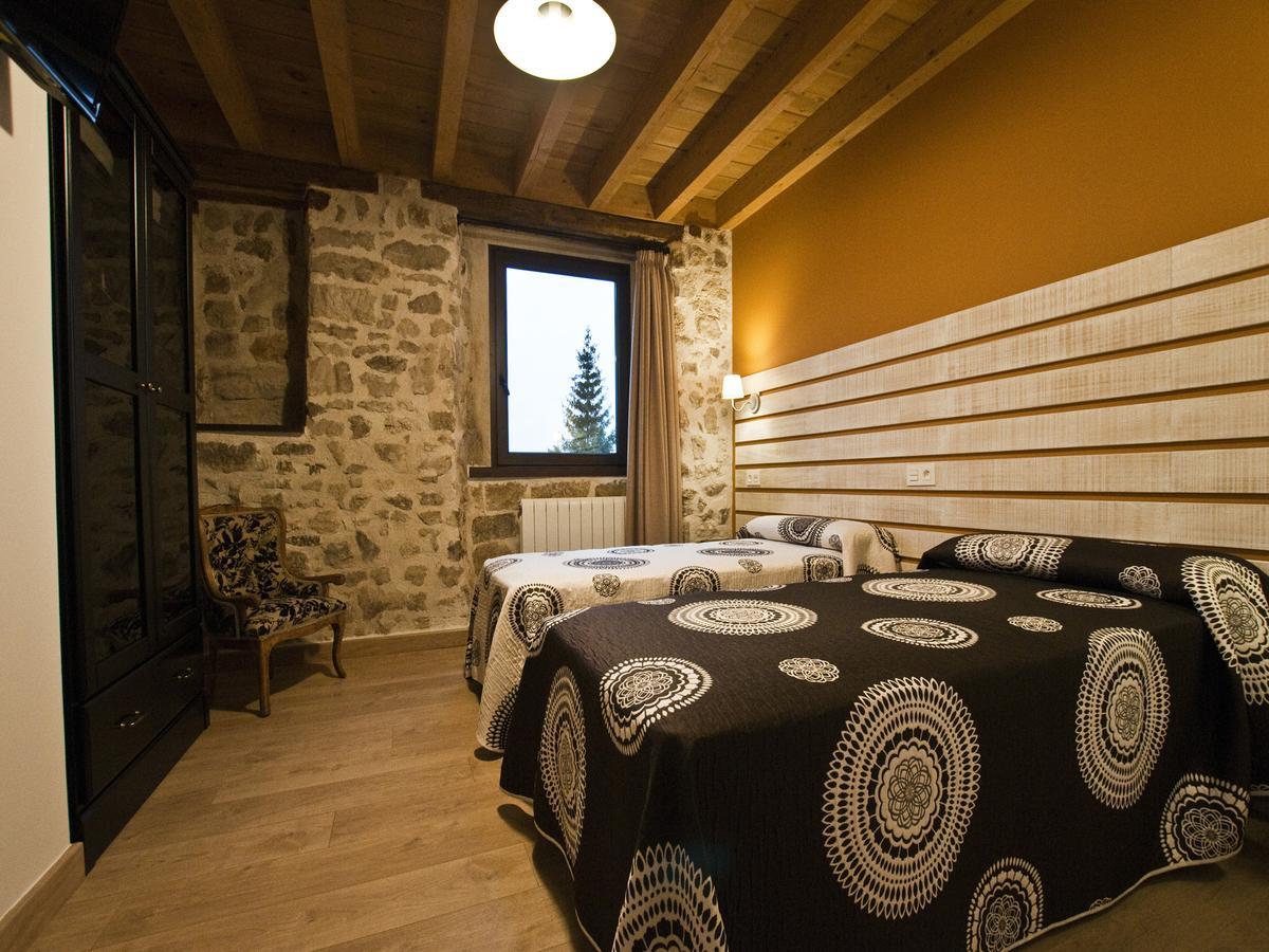 La Casa de Beli Hotel Tardajos Bagian luar foto