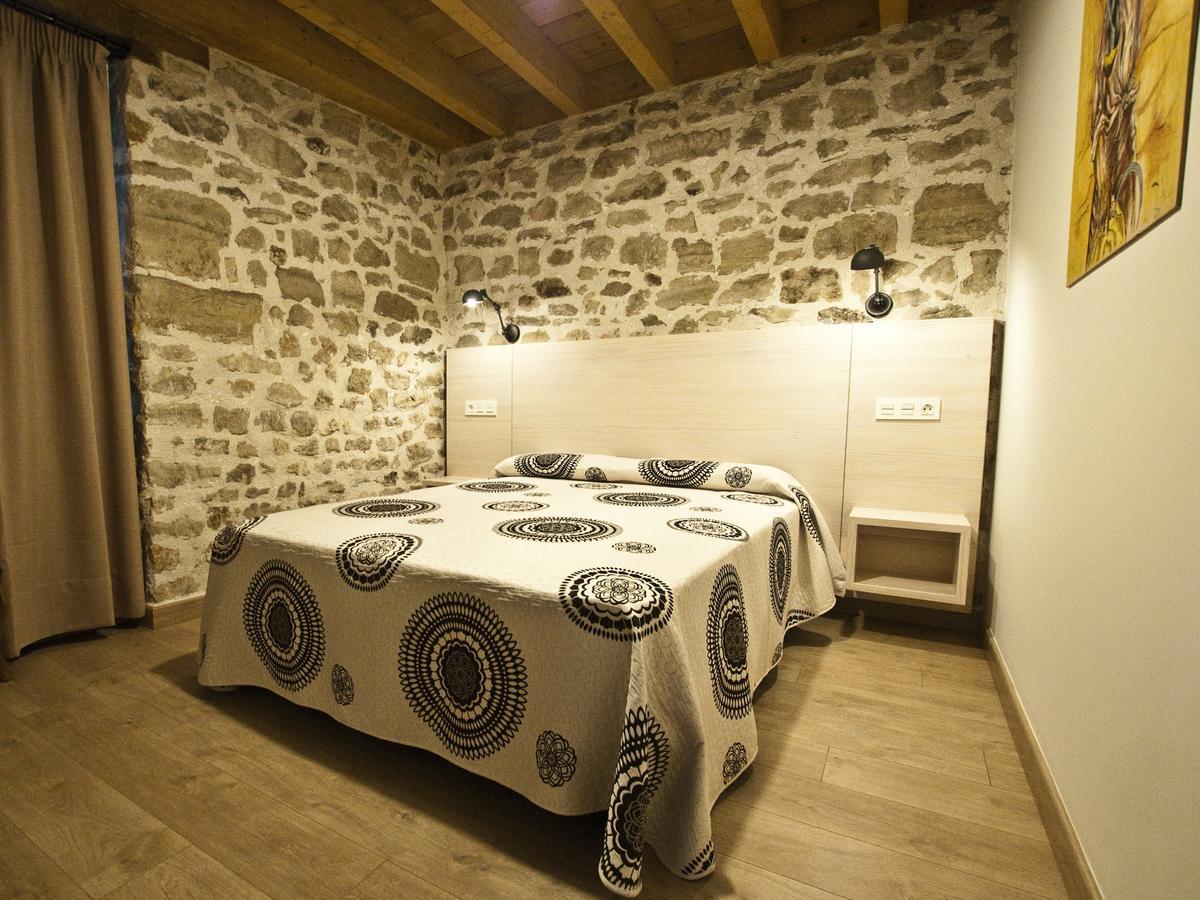 La Casa de Beli Hotel Tardajos Bagian luar foto