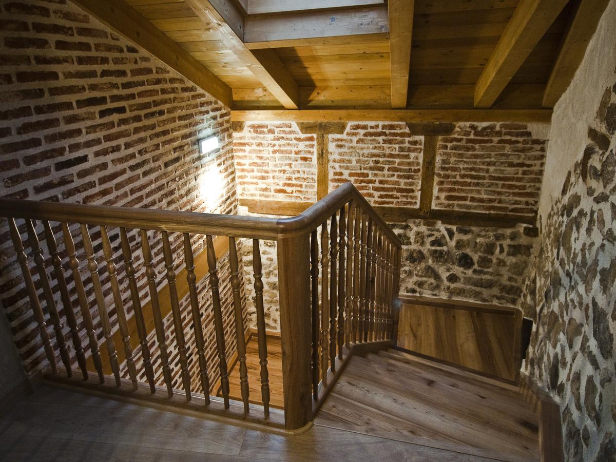 La Casa de Beli Hotel Tardajos Bagian luar foto